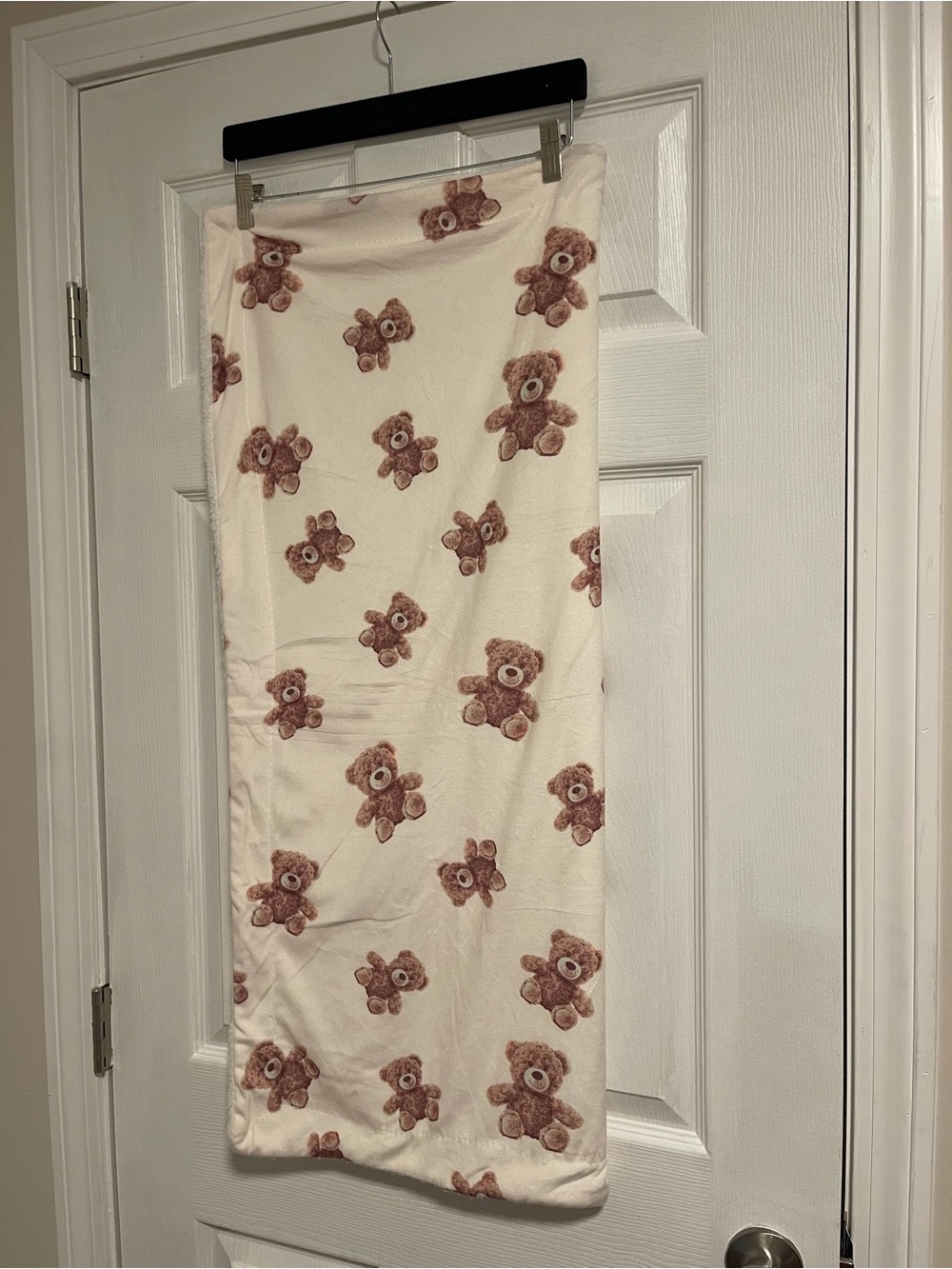 Cozy Teddy Bear Print Plush Throw - Cream with Brown Bears